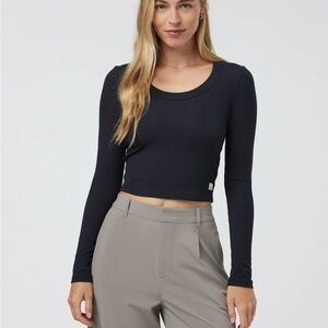 Vuori long sleeves pose scoop tee M